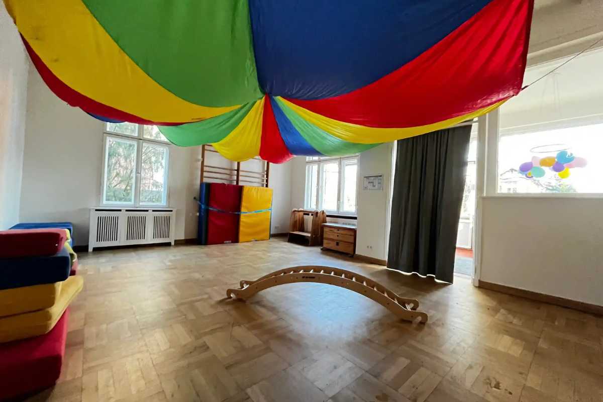 Turn- und Tobehalle fuer alle Kita-Gruppen des Steglitzers Kinderkreisels